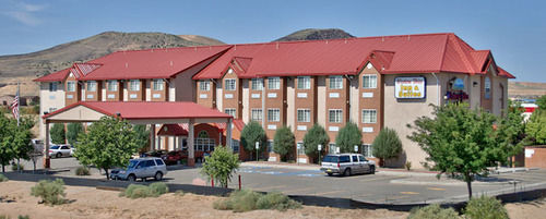 Western Skies Inn & Suites 로스 루나스 외부 사진