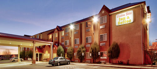 Western Skies Inn & Suites 로스 루나스 외부 사진
