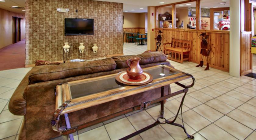 Western Skies Inn & Suites 로스 루나스 외부 사진